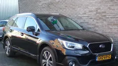 Zwart, metallic lak Gebruikt 2021 Subaru Outback Premium SUV | € 39.999 (Eerlijke prijs)