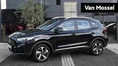 Zwart Gebruikt 2023 MG ZS Luxury Sedan | € 22.995 (Eerlijke prijs)