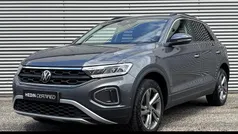 Grijs Gebruikt 2022 VW T-Roc Business SUV | € 29.745 (Eerlijke prijs)