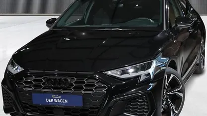 Zwart Gebruikt 2022 Audi A3 e-tron S-Line Hatchback | € 28.900 (Eerlijke prijs)