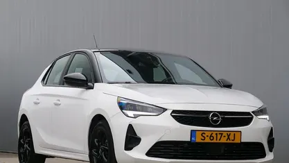 Wit Occasion 2022 Opel Corsa GS Line Hatchback | € 15.395 (Eerlijke prijs)