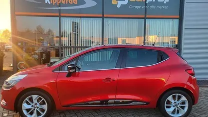 Occasion Renault Clio IV LIMITED 90 PK (66 kW) 2017 Hatchback