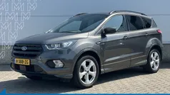Grijs Gebruikt 2019 Ford Kuga ST-Line SUV | € 19.900 (Eerlijke prijs)