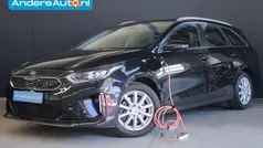 Zwart, metallic lak Gebruikt 2020 Kia Ceed Sportswagon Stationwagen | € 21.495 (Eerlijke prijs)