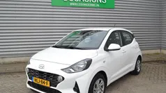 Wit Gebruikt 2022 Hyundai i10 Comfort Hatchback | € 16.200 (Eerlijke prijs)
