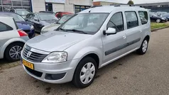 Gebruikt 2009 Dacia Logan MCV Lauréate MPV | € 1.999 (Eerlijke prijs)