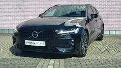 Zwart Gebruikt 2022 Volvo V60 R-Design Stationwagen | € 39.499 (Eerlijke prijs)