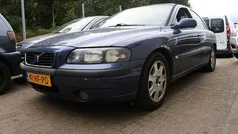 Blauw Gebruikt 2001 Volvo S60 Sedan | € 895 (Eerlijke prijs)