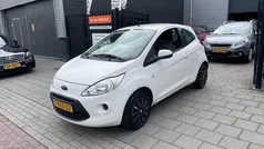 Wit, metallic lak Gebruikt 2010 Ford Ka Cool & Sound Edition Hatchback | € 2.499 (Eerlijke prijs)