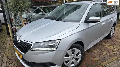 Grijs (metallic) Gebruikt 2019 Skoda Fabia Active Stationwagen | € 7.950 (Eerlijke prijs)