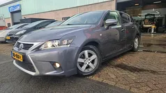 Gebruikt 2015 Lexus CT200h Hatchback | € 11.950 (Eerlijke prijs)