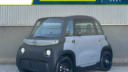 Grijs Nieuw 2025 Opel Rocks-e Rocks Hatchback | € 9.794 (Eerlijke prijs)