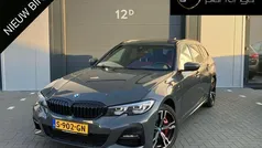 Grijs Gebruikt 2020 BMW 330 Executive Stationwagen | € 39.945 (Eerlijke prijs)