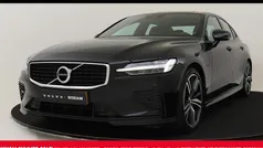 Gebruikt 2020 Volvo S60 R-Design Sedan | € 33.390 (Eerlijke prijs)