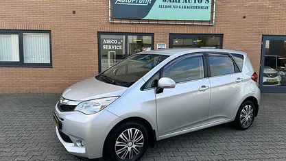 Grijs (metallic) Occasion 2011 Subaru Trezia Hatchback | € 6.500 (Eerlijke prijs)