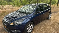 Blauw Gebruikt 2010 Ford Focus Hatchback | € 2.900 (Eerlijke prijs)