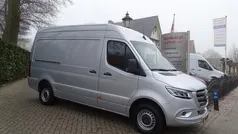 Grijs Gebruikt 2023 Mercedes Sprinter Van | € 48.750 (Goede deal)