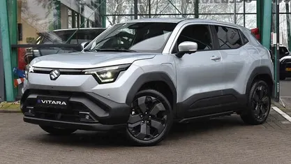 Occasion 2025 Suzuki Vitara Style SUV | € 38.590 (Eerlijke prijs)