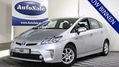 Occasion Toyota Prius 136 PK (100 kW) 2014 Grijs Hatchback