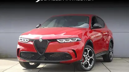 Rood Gebruikt 2023 Alfa Romeo Tonale Veloce SUV | € 34.445 (Eerlijke prijs)