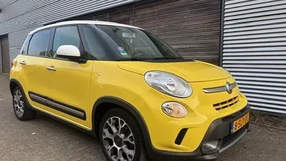 Occasion Fiat 500L Trekking 109 PK (80 kW) 2013 Geel MPV
