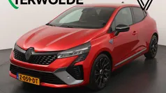 Rood Gebruikt 2024 Renault Clio V Esprit Alpine Hatchback | € 22.340 (Eerlijke prijs)