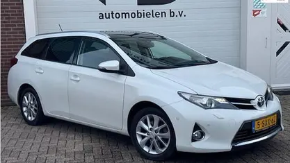 Occasion 2013 Toyota Auris Touring Sports Stationwagen | € 8.899 (Eerlijke prijs)