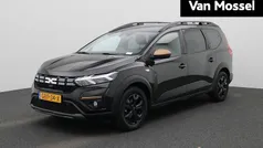 Zwart Gebruikt 2024 Dacia Jogger Extreme MPV | € 28.935 (Eerlijke prijs)