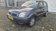 Gebruikt 2006 Ford Fusion Ghia MPV | € 995 (Goede deal)