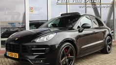 Zwart, metallic lak Gebruikt 2014 Porsche Macan Turbo SUV | € 39.920 (Super prijs)
