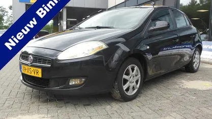 Occasion Fiat Bravo Dynamic 90 PK (66 kW) 2007 Zwart Hatchback