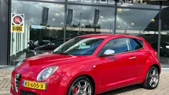 Rood Gebruikt 2015 Alfa Romeo MiTo Exclusive Hatchback | € 8.749 (Eerlijke prijs)