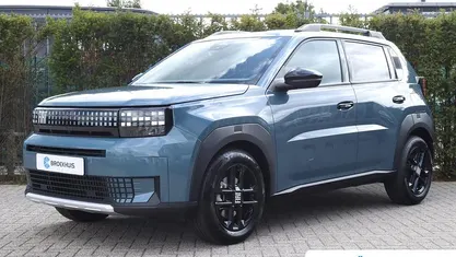 Occasion 2025 Fiat Grande Panda Icon Hatchback | € 23.895 (Goede deal)