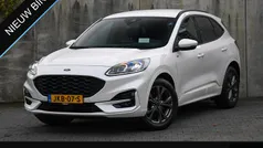 Wit Gebruikt 2023 Ford Kuga ST-Line X SUV | € 29.995 (Eerlijke prijs)