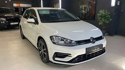 Gebruikt 2018 VW Golf R-line Sedan | € 14.000 (Goede deal)