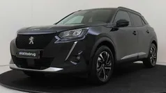 Zwart, metallic lak Gebruikt 2022 Peugeot e-2008 Allure SUV | € 18.725 (Goede deal)