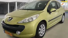 Geel Gebruikt 2009 Peugeot 207 Hatchback | € 4.450 (Eerlijke prijs)