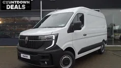 Wit Gebruikt 2024 Renault Master Van | € 32.842 (Eerlijke prijs)