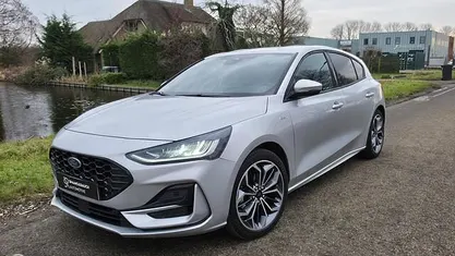 Occasion 2025 Ford Focus ST-Line Hatchback | € 29.995 (Eerlijke prijs)