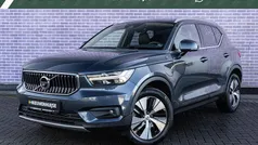 Blauw Gebruikt 2022 Volvo XC40 Inscription SUV | € 36.894 (Eerlijke prijs)