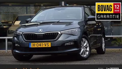 Grijs Gebruikt 2020 Skoda Scala Business Line Hatchback | € 15.890 (Eerlijke prijs)