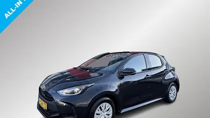 Gebruikt 2022 Toyota Yaris Hybrid Active Hatchback | € 20.945 (Eerlijke prijs)
