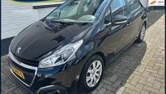 Zwart Gebruikt 2017 Peugeot 208 Hatchback | € 7.190 (Eerlijke prijs)