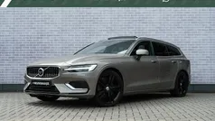 Grijs Gebruikt 2021 Volvo V60 Inscription Stationwagen | € 33.694 (Eerlijke prijs)