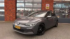 Gebruikt 2020 VW Golf VIII R-line Hatchback | € 21.750 (Eerlijke prijs)