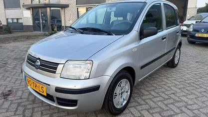 Grijs (metallic) Occasion 2007 Fiat Panda Dynamic Hatchback | € 1.350 (Goede deal)