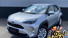 Zilver Gebruikt 2024 Toyota Yaris Cross Edition SUV | € 27.900 (Goede deal)