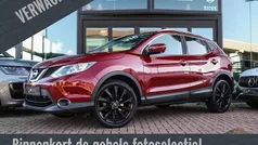 Rood Gebruikt 2016 Nissan Qashqai 360º SUV | € 14.950 (Goede deal)