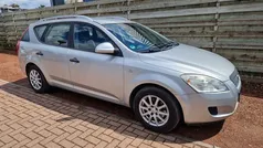 Grijs Gebruikt 2010 Kia Ceed Stationwagen | € 3.950 (Eerlijke prijs)
