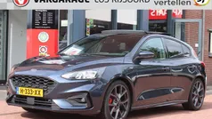 Blauw Gebruikt 2020 Ford Focus ST-Line Hatchback | € 16.495 (Goede deal)